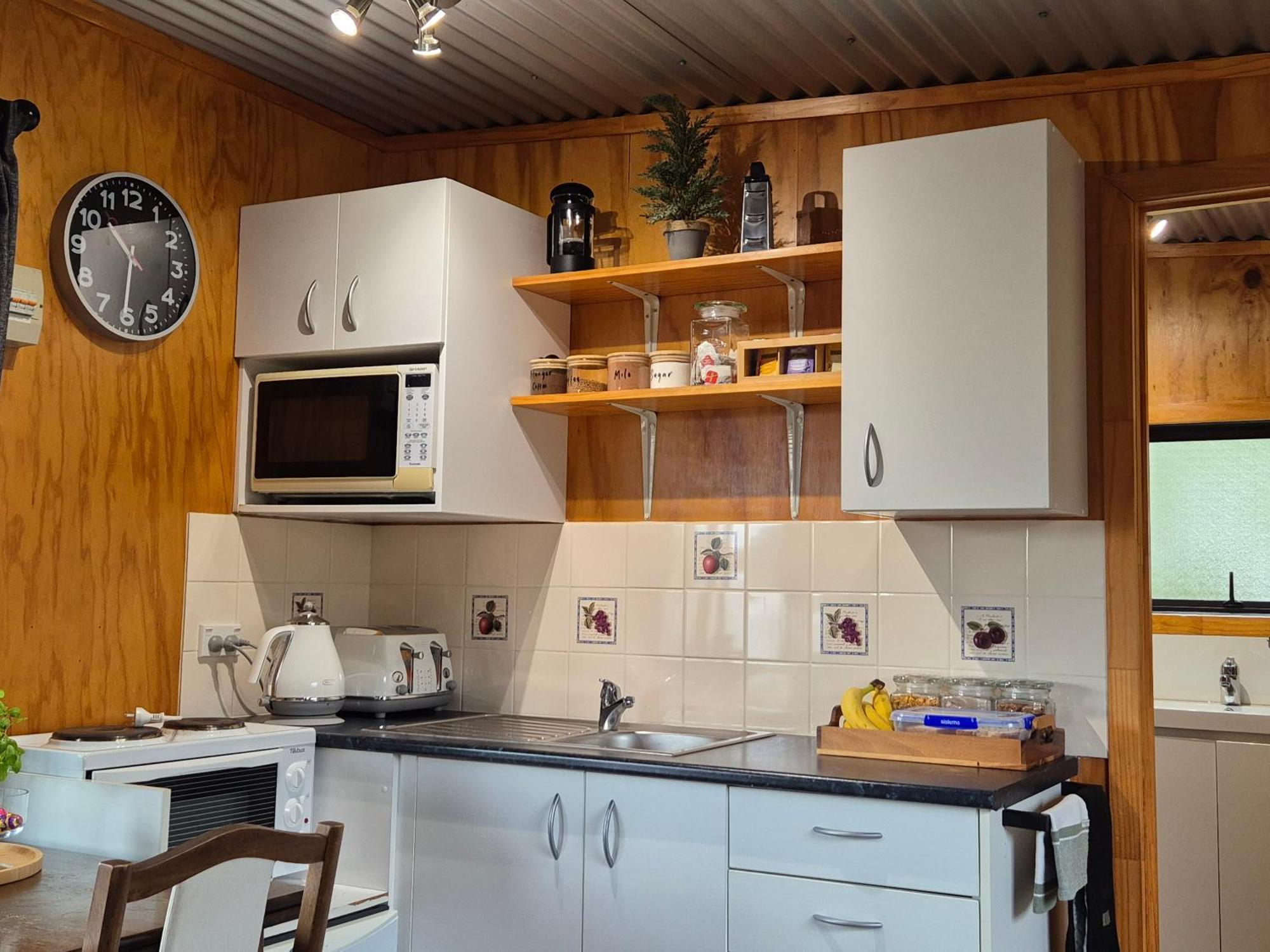 Crinkly Cottage Те-Куити Экстерьер фото